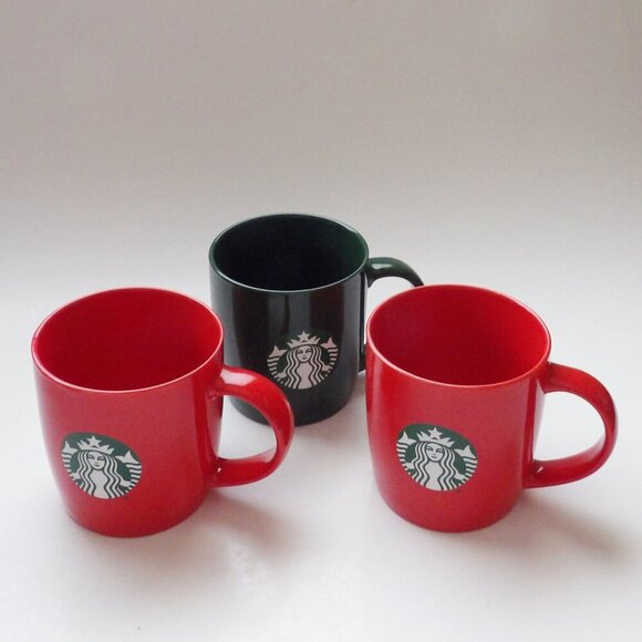 Starbucks BUNDLE OF 3 Coffee Mugs 12 oz from 2020 Holiday Red & Green w/ Logo - Picture 3 of 15